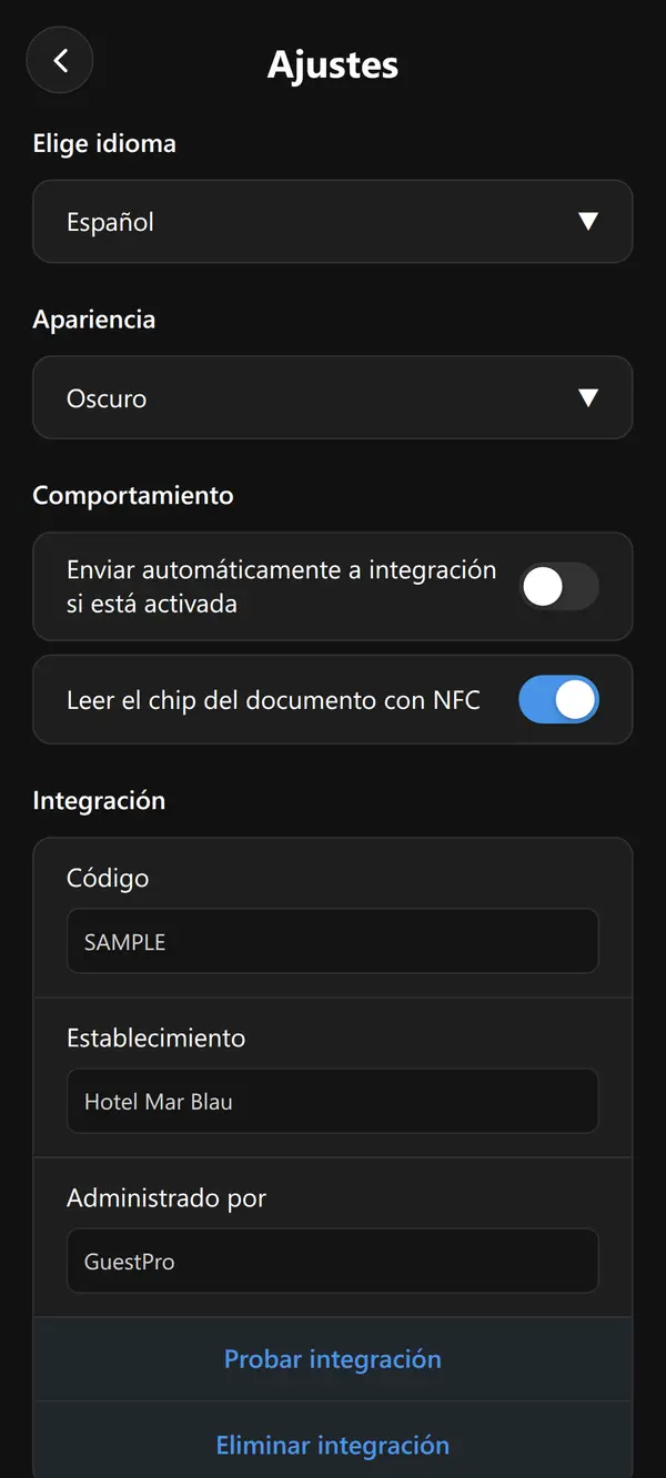 Pantalla de Ajustes de DocuGuest móvil con la sección Integración: el campo Código, Establecimiento con el nombre del hotel y Administrado por GuestPro
